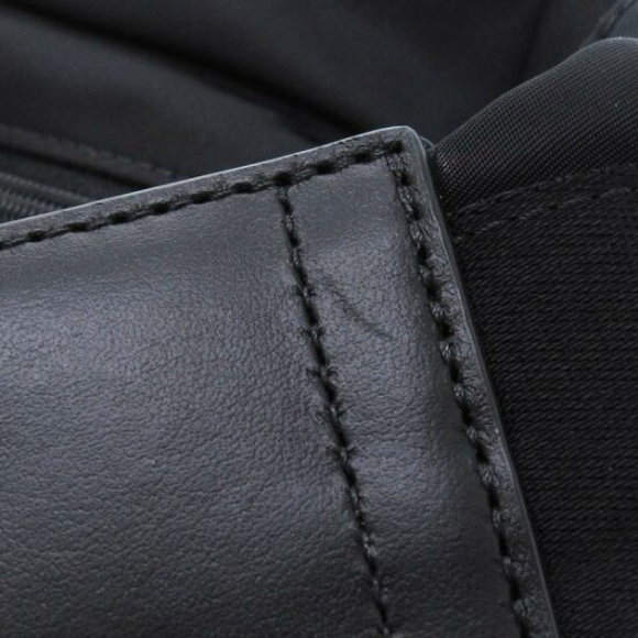 Burberry body bag - Picture 7 of 9